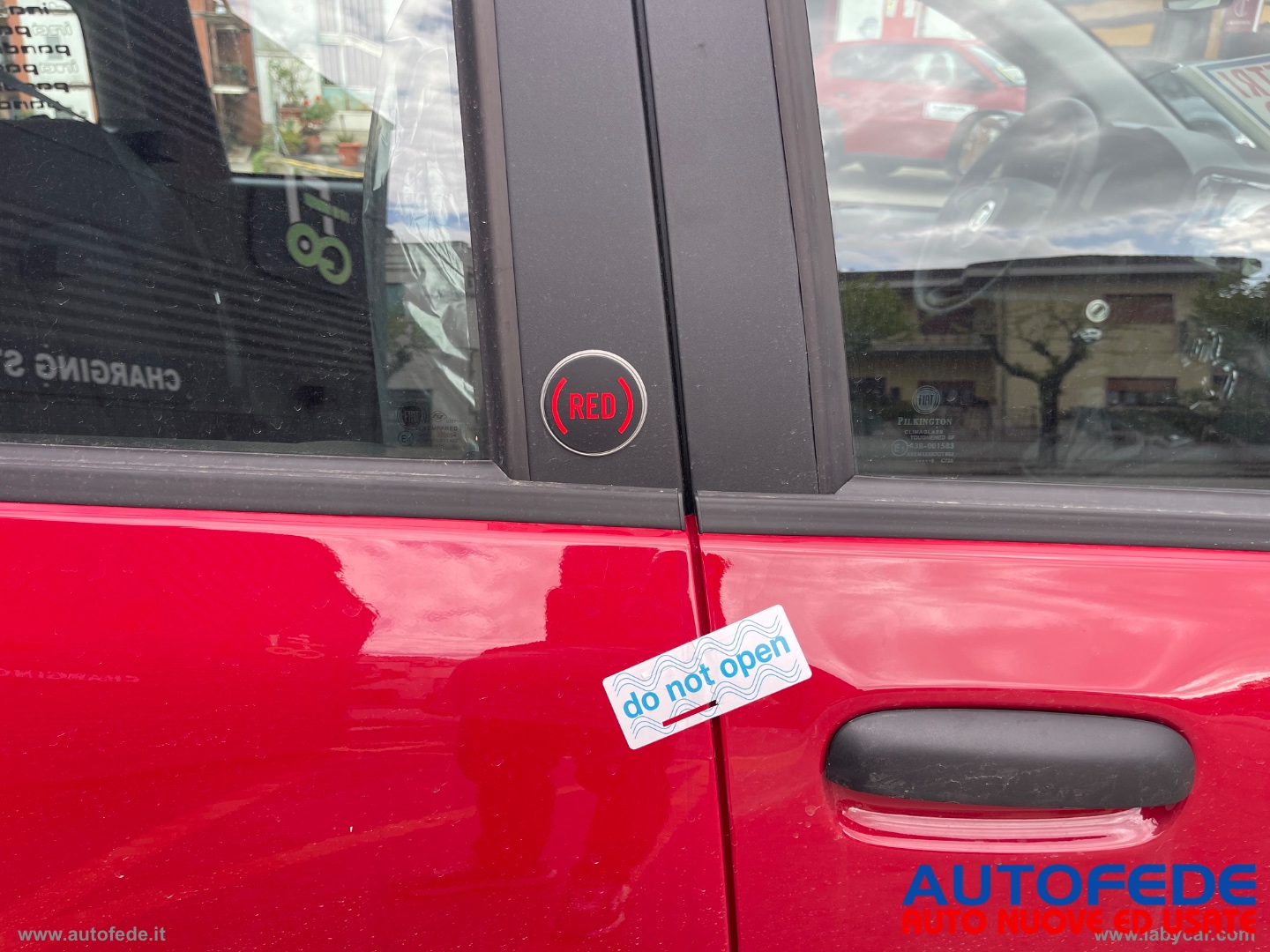 Pandina 1.0 Hybrid 65 CV Van Icon - immagine 4