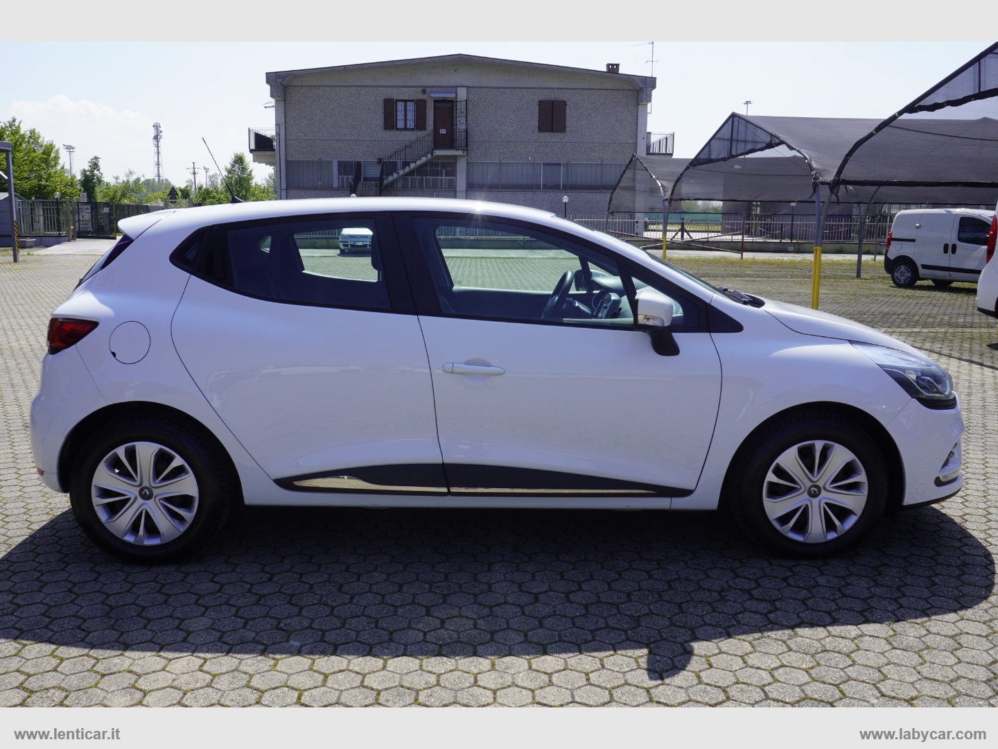 Clio 1.5 dCi 75CV Business N1 Autocarro Iva Detraibile - immagine 4