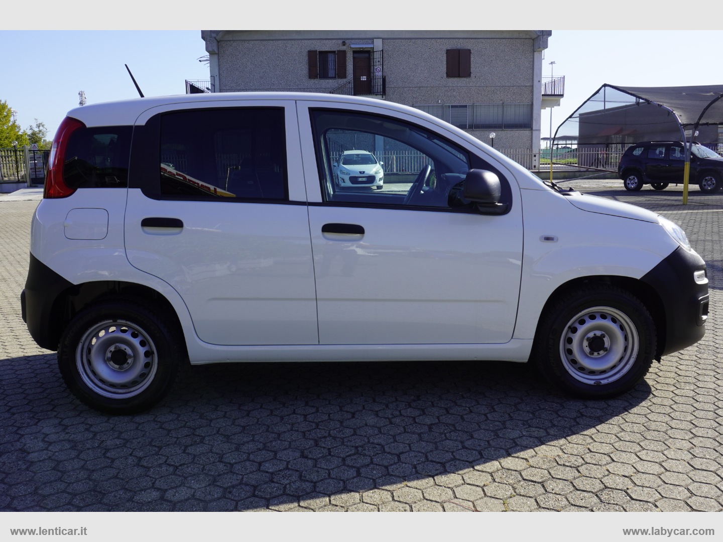 Panda 1.0 S&S Hybrid Van 2 posti solo Km 26.000 - immagine 4