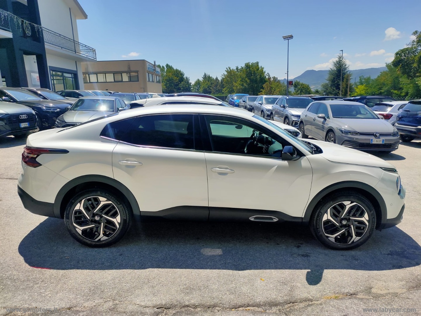 Citroën C4 C4 X PureTech 130 S&S EAT8 Shine - Immagine 4