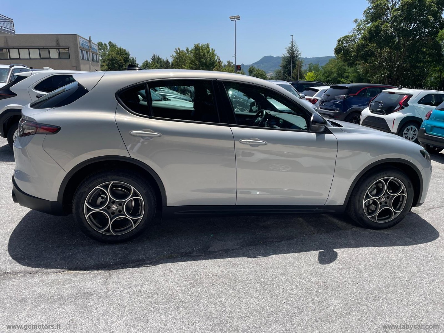 Alfa Romeo Stelvio Stelvio 2.2 T.d. 160CV AT8 RWD Sprint - Immagine 4