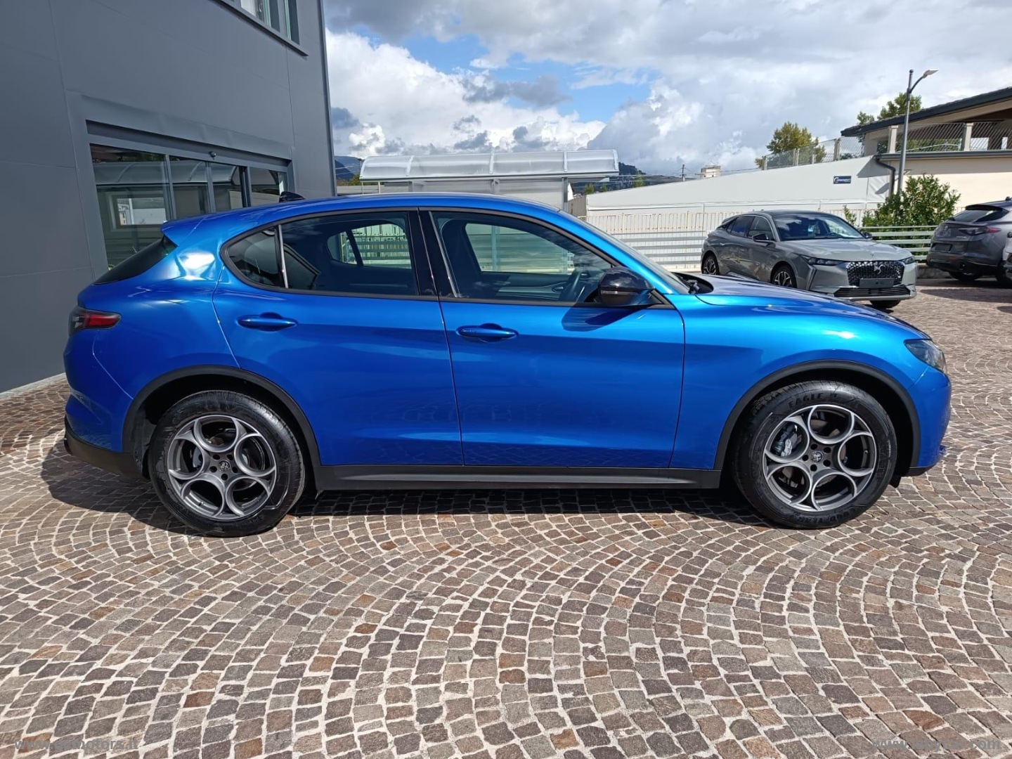 Alfa Romeo Stelvio Stelvio 2.2 T.d. 160CV AT8 RWD Sprint - Immagine 4