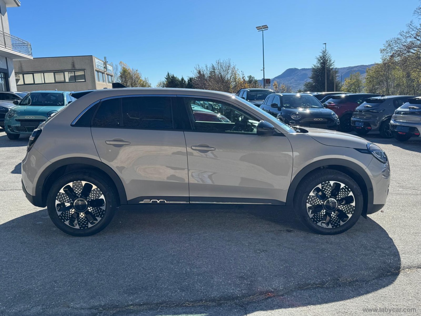 Fiat 600 Hybrid MHEV La Prima - Immagine 4