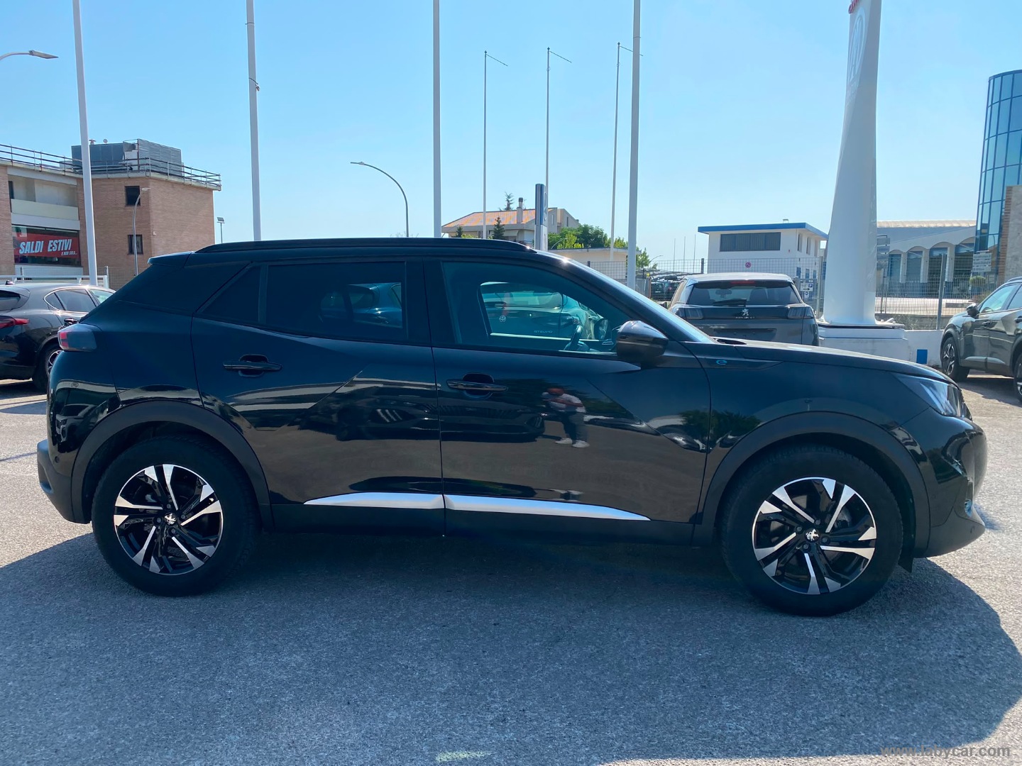 Peugeot 2008 E-2008 ELECTRIC 136 CV GT - Immagine 4