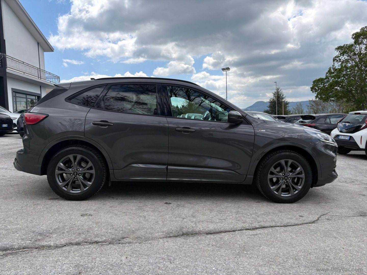 Kuga 2.0 EcoBlue 150 CV aut. AWD ST-Line - immagine 4