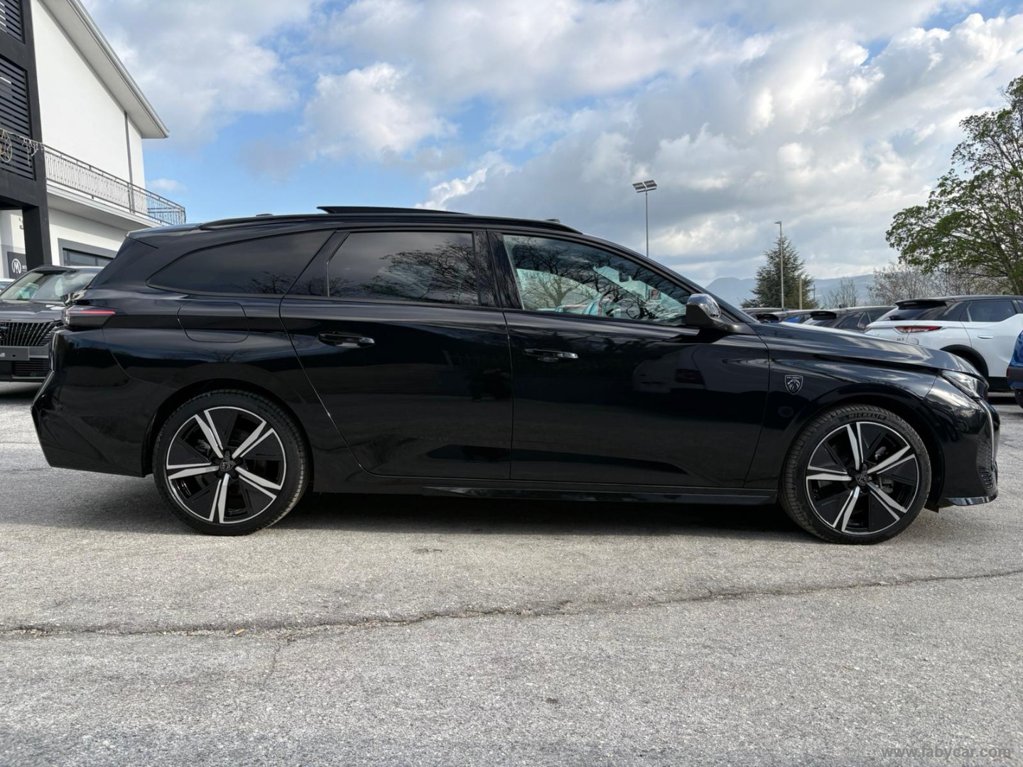 308 Hybrid 225 e-EAT8 SW GT - immagine 4