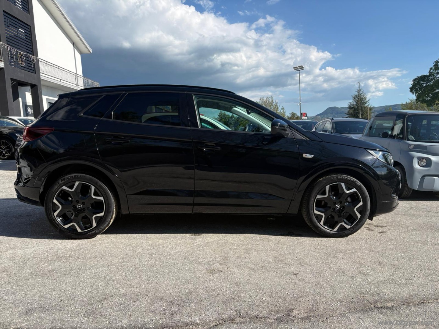 Opel Grandland 1.5 diesel Ecotec aut. GS - Immagine 4