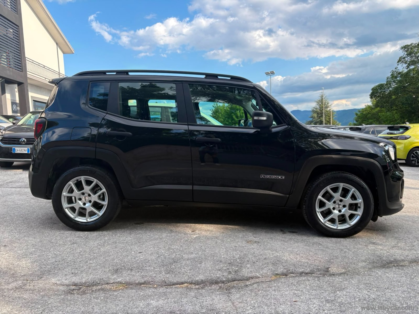 Renegade 1.5 T4 MHEV Altitude - immagine 4