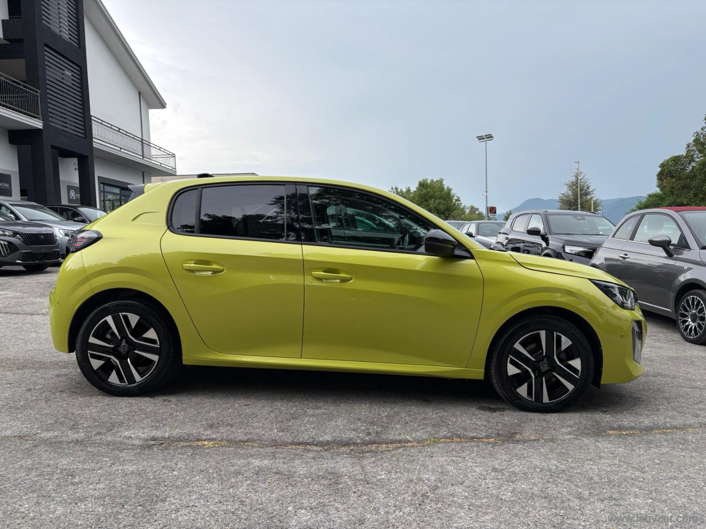 Peugeot 208 PureTech 100 S&S 5p. Allure - Immagine 4