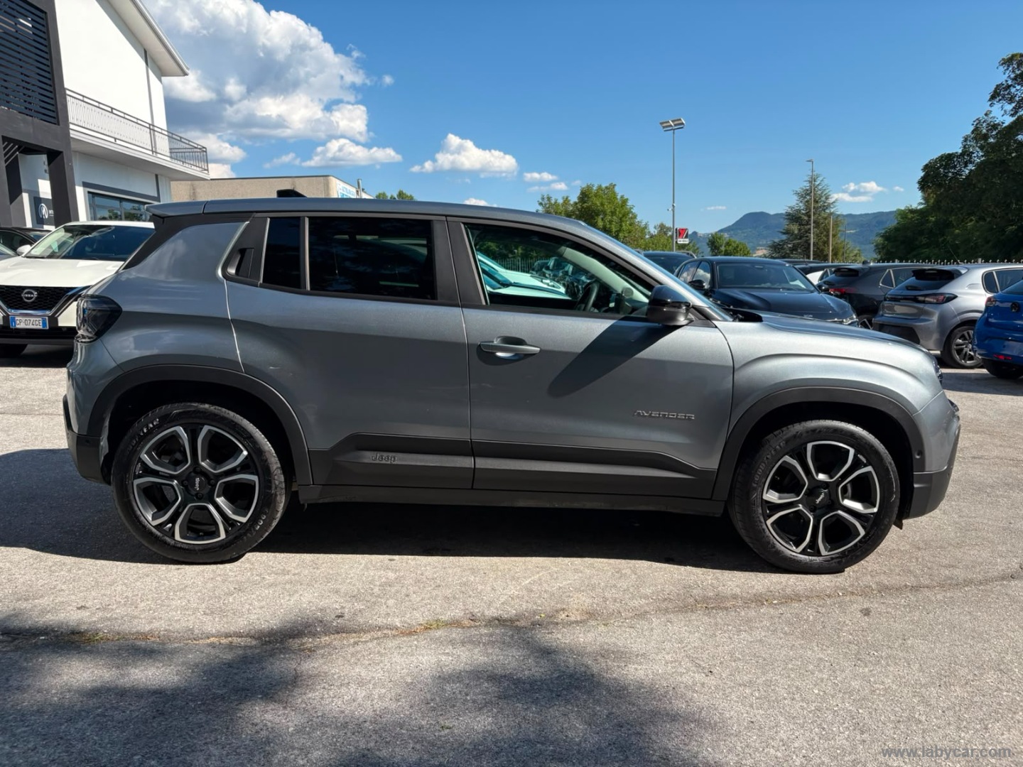Jeep Avenger 1.2 Turbo Summit - Immagine 4