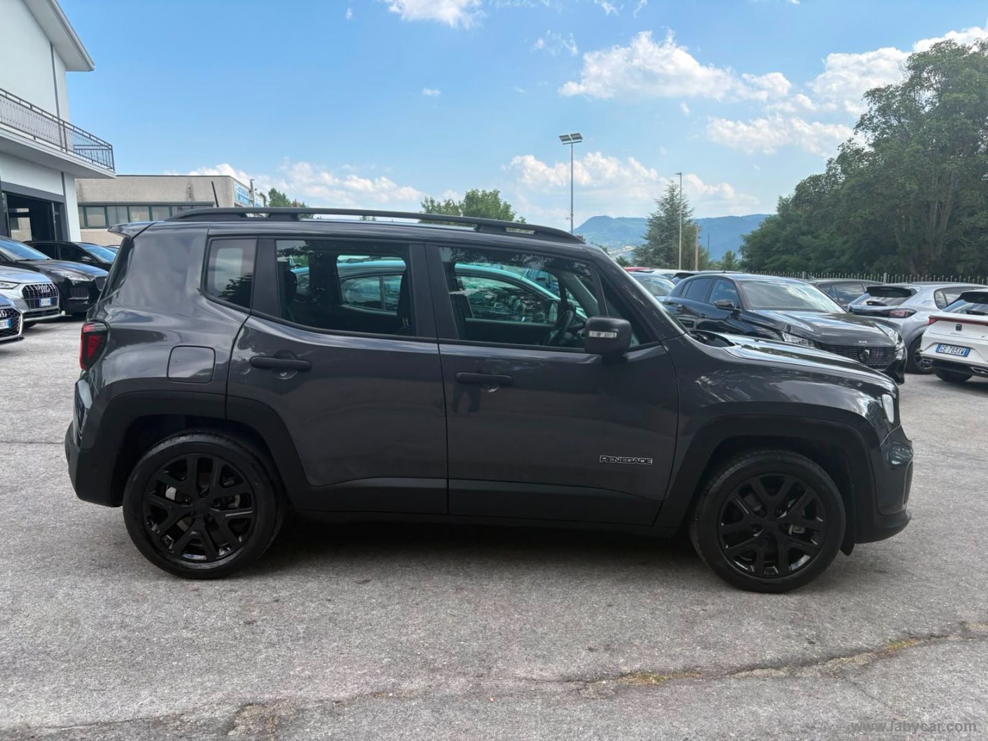 Jeep Renegade 1.5 T4 MHEV Summit - Immagine 4