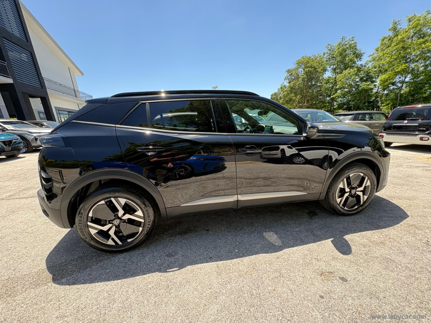 Peugeot 2008 PureTech 130 S&S EAT8 Allure - Immagine 4