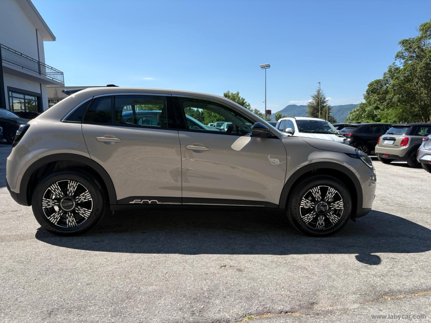 Fiat 600 Hybrid 145 CV DCT MHEV Icon - Immagine 4