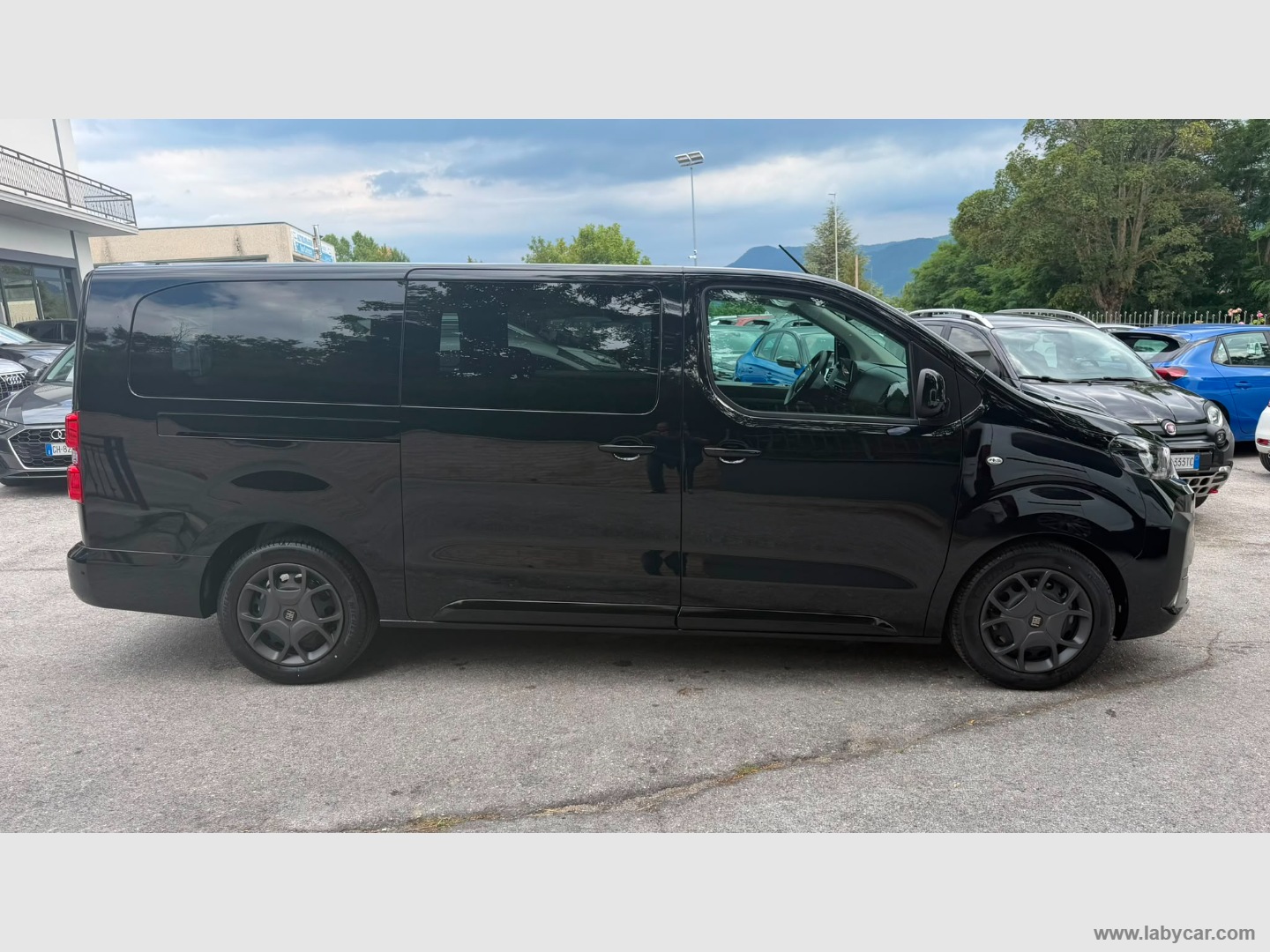 Fiat Ulysse 2.2 Multijet 180 CV S&S AT8 L3 - Immagine 4