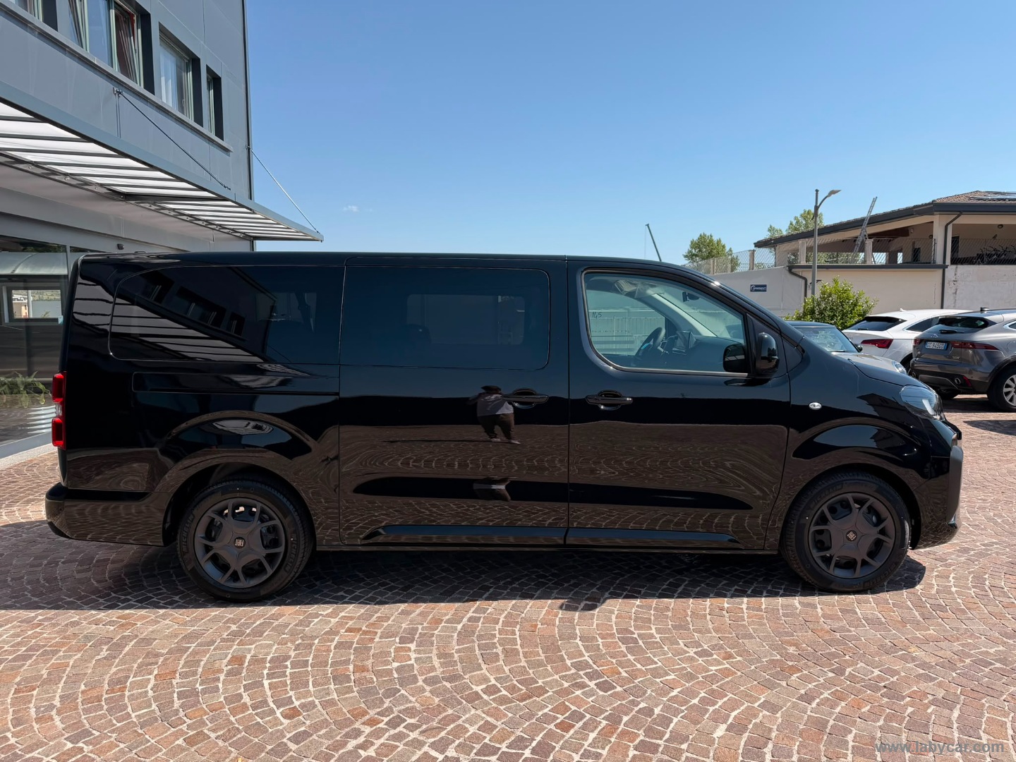 Fiat Ulysse 2.2 Multijet 180 CV S&S AT8 L3 - Immagine 4