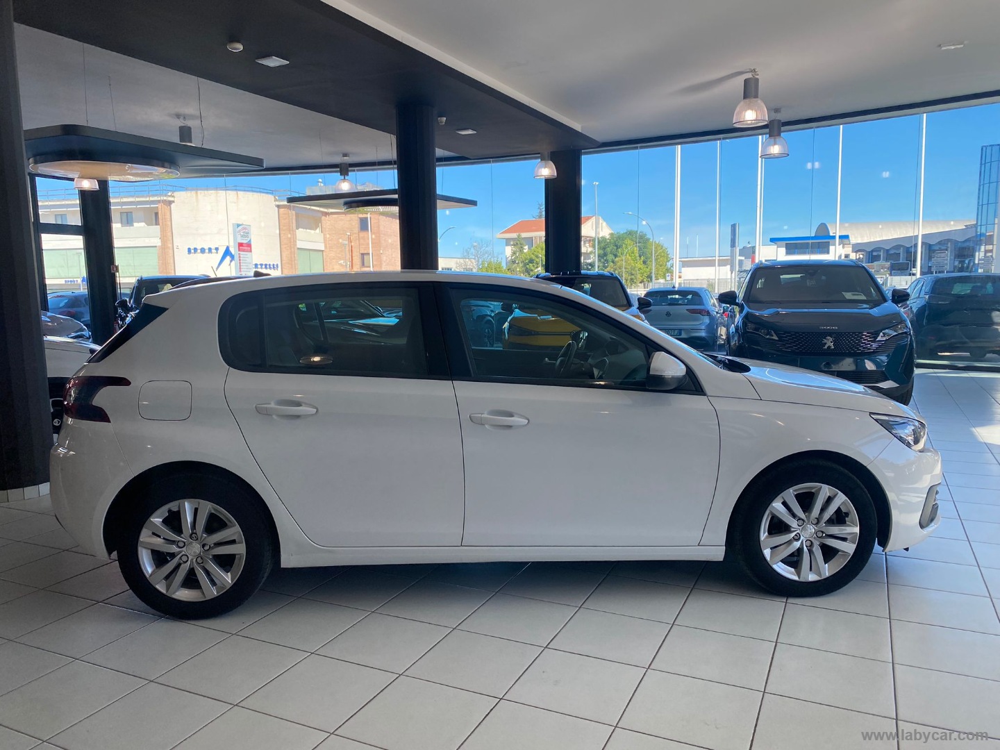 Peugeot 308 BlueHDi 100 S&S Active - Immagine 4
