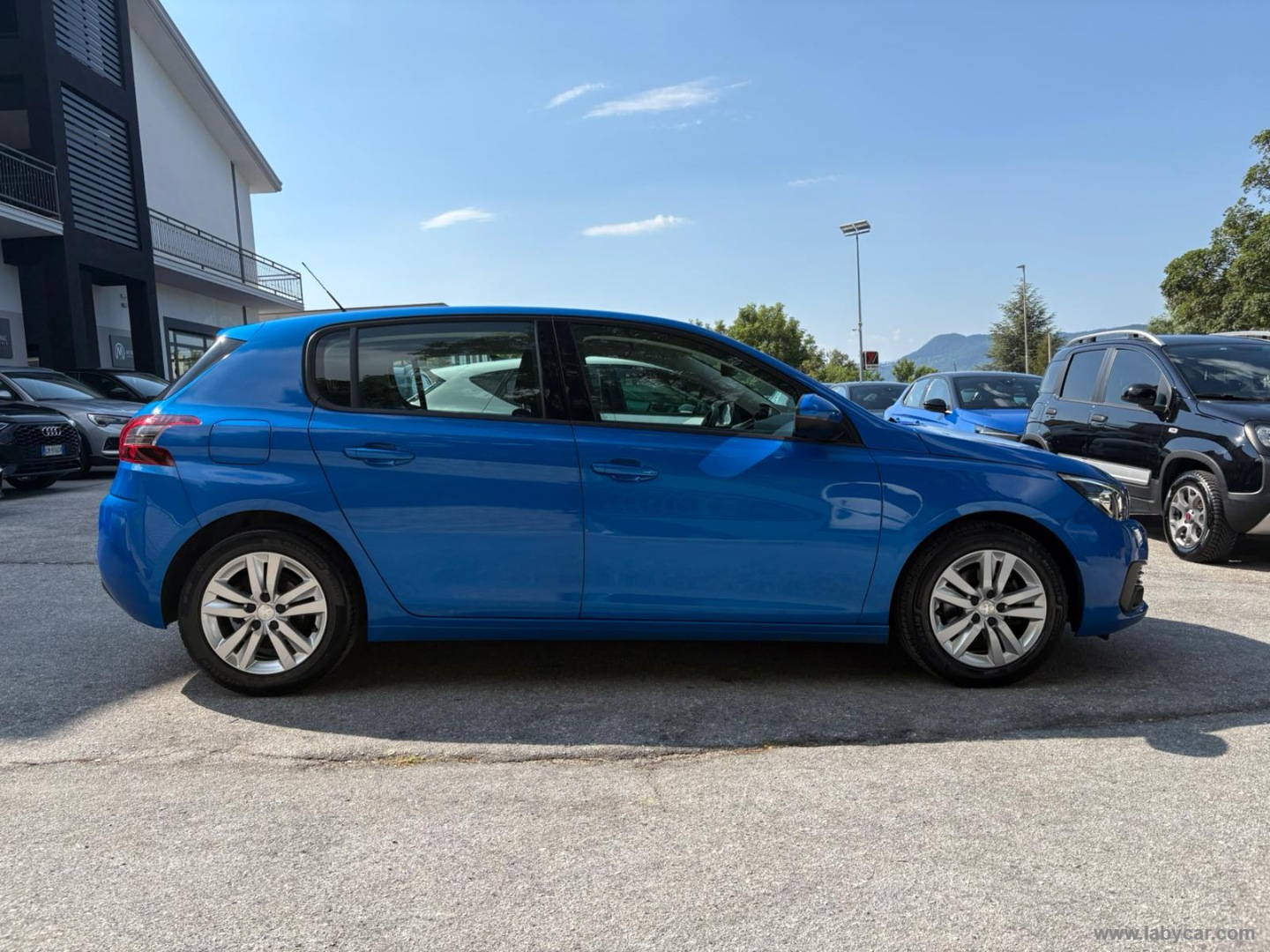 Peugeot 308 BlueHDi 100 S&S Active - Immagine 4
