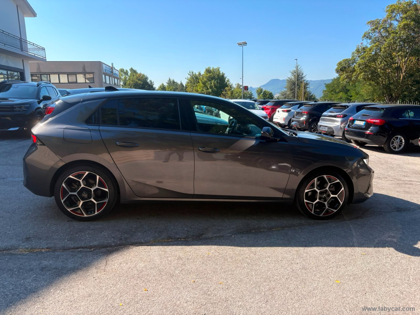 Opel Astra 1.6 PHEV 180 CV AT8 GS - Immagine 4