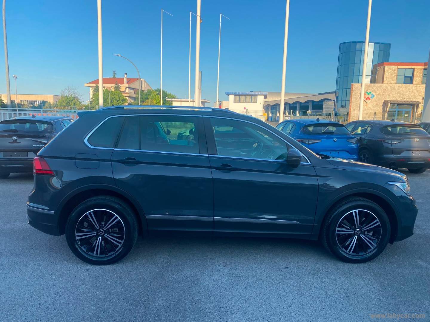 Volkswagen Tiguan 1.4 TSI eHYBRID DSG Life - Immagine 4