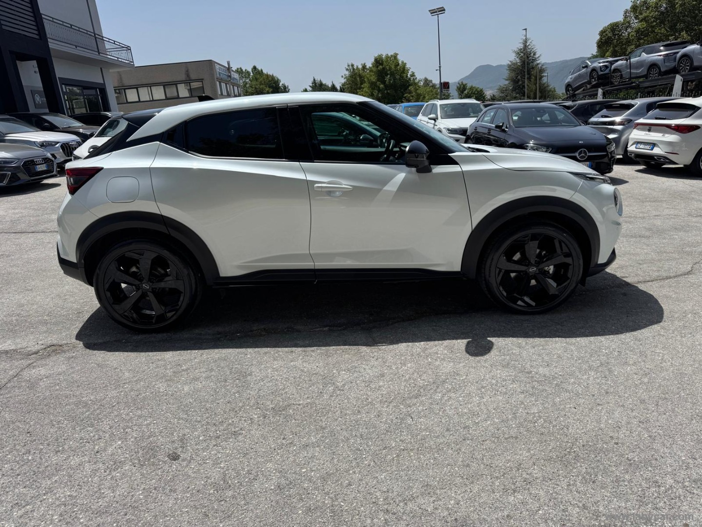 Nissan Juke 1.0 DIG-T 114 CV Tekna - Immagine 4