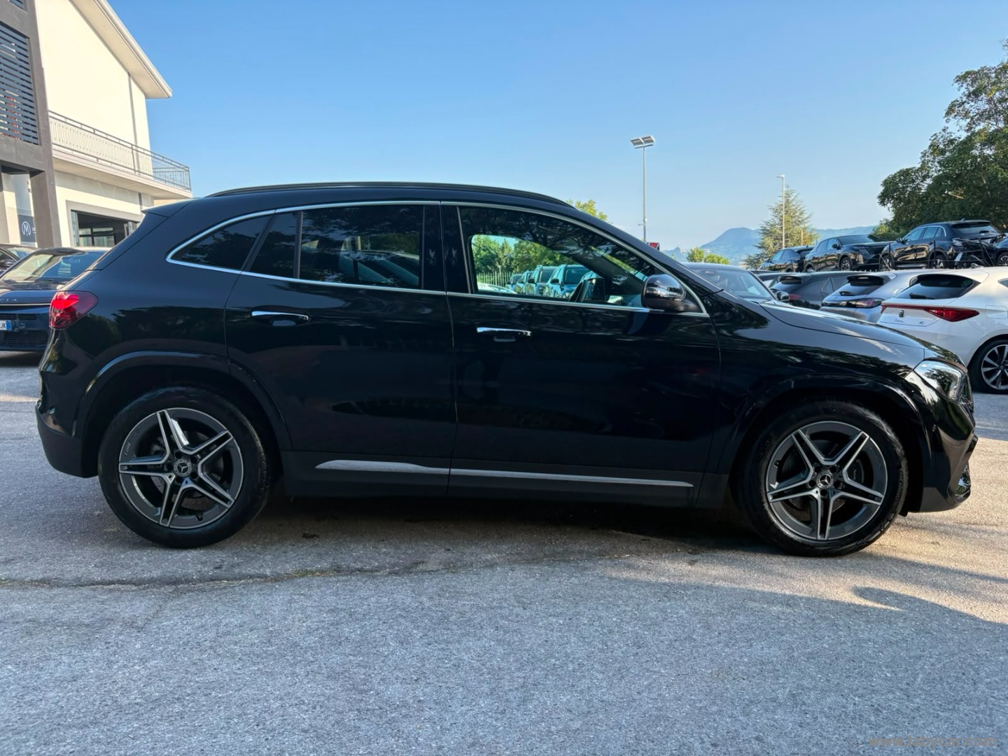 Mercedes-Benz Classe GLA GLA 200 d Automatic 4Matic AMG L.Adv.Pl. - Immagine 4