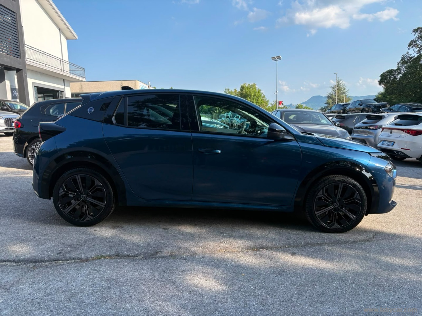 Lancia Ypsilon Hybrid e-DCT Ed.Limitata Cassina - Immagine 4