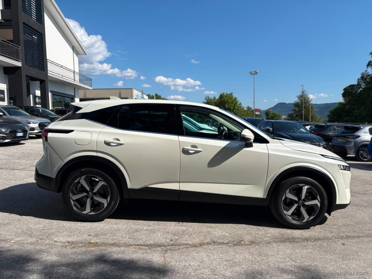 Nissan Qashqai MHEV 140 CV N-Connecta - Immagine 4