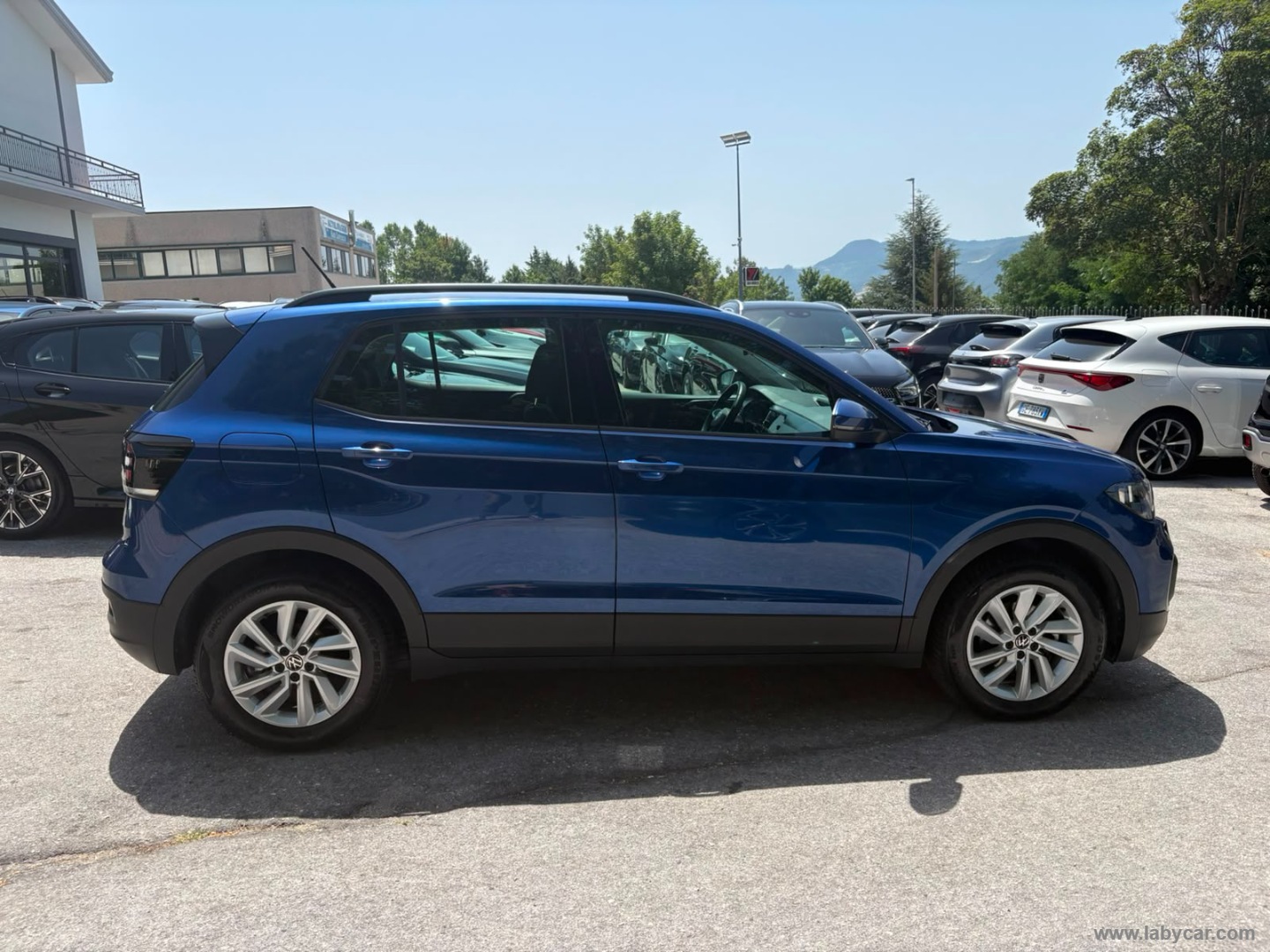 Volkswagen T-Cross 1.0 TSI 110 CV Style - Immagine 4