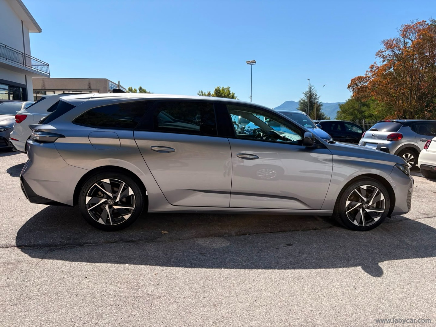 Peugeot 308 BlueHDi 130 S&S EAT8 SW Allure - Immagine 4