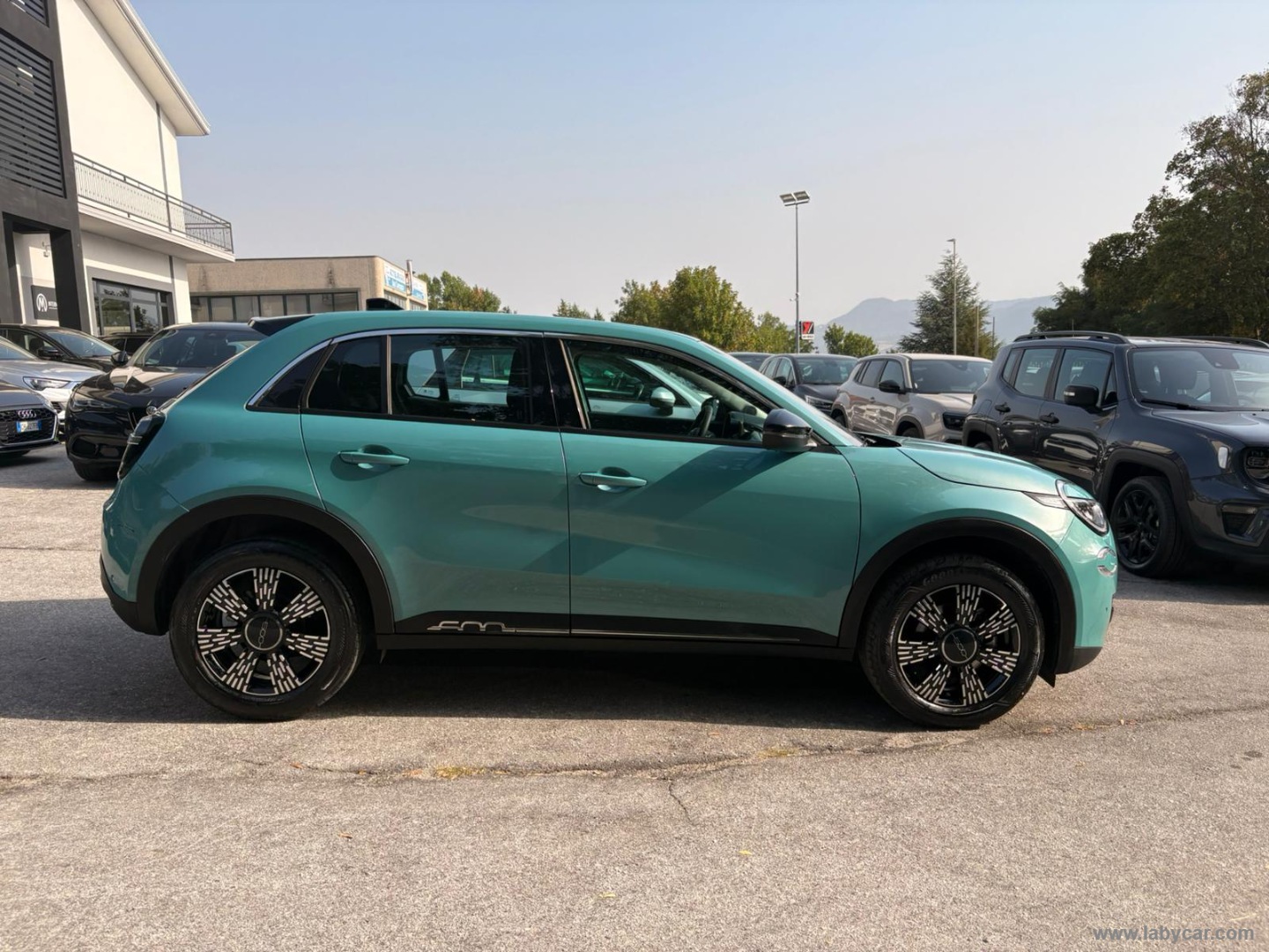 Fiat 600 Hybrid 145 CV DCT MHEV Icon - Immagine 4