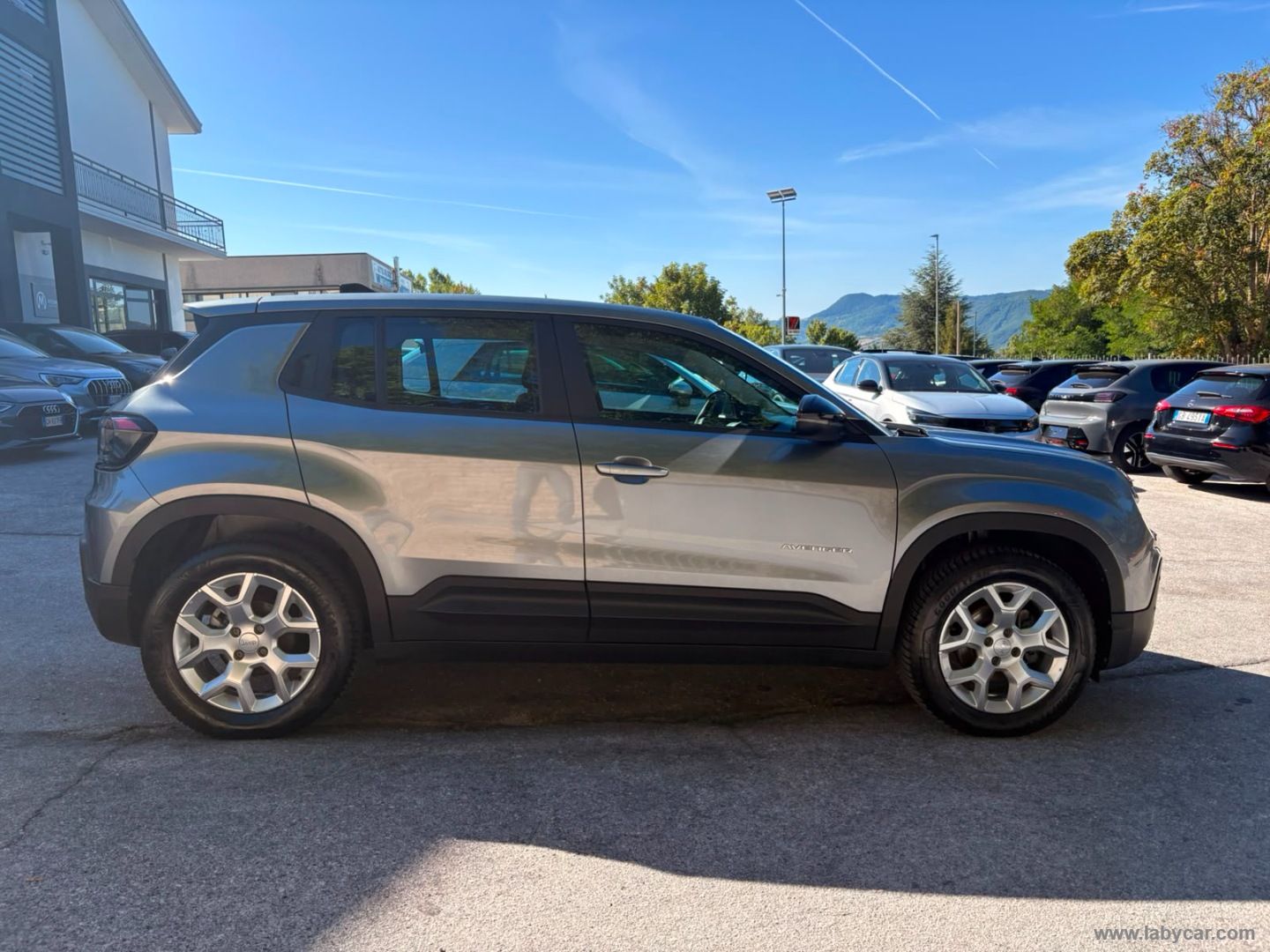 Jeep Avenger 1.2 Turbo Altitude - Immagine 4