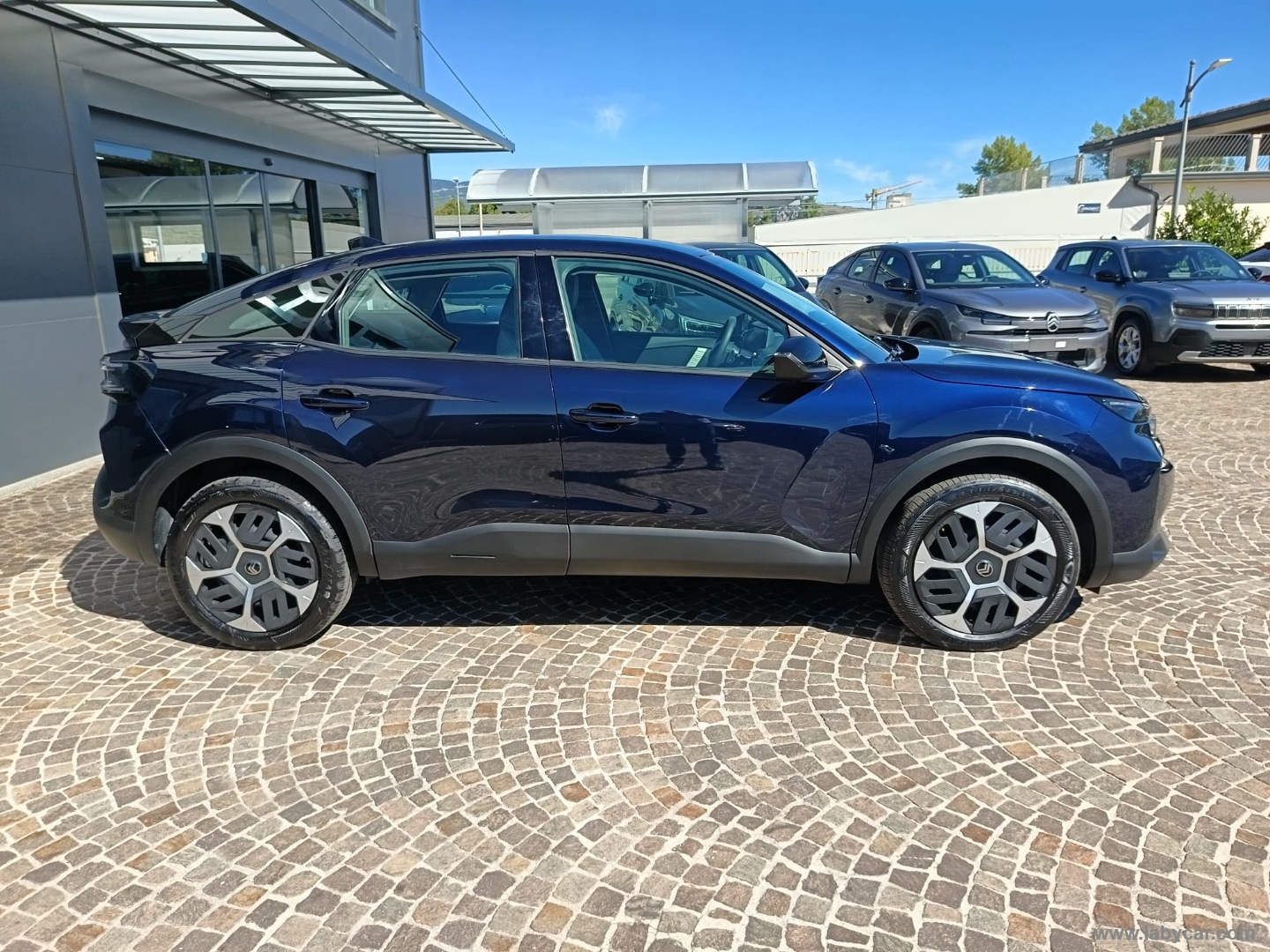 Citroën C4 Hybrid 145 e-DCS6 Plus - Immagine 4