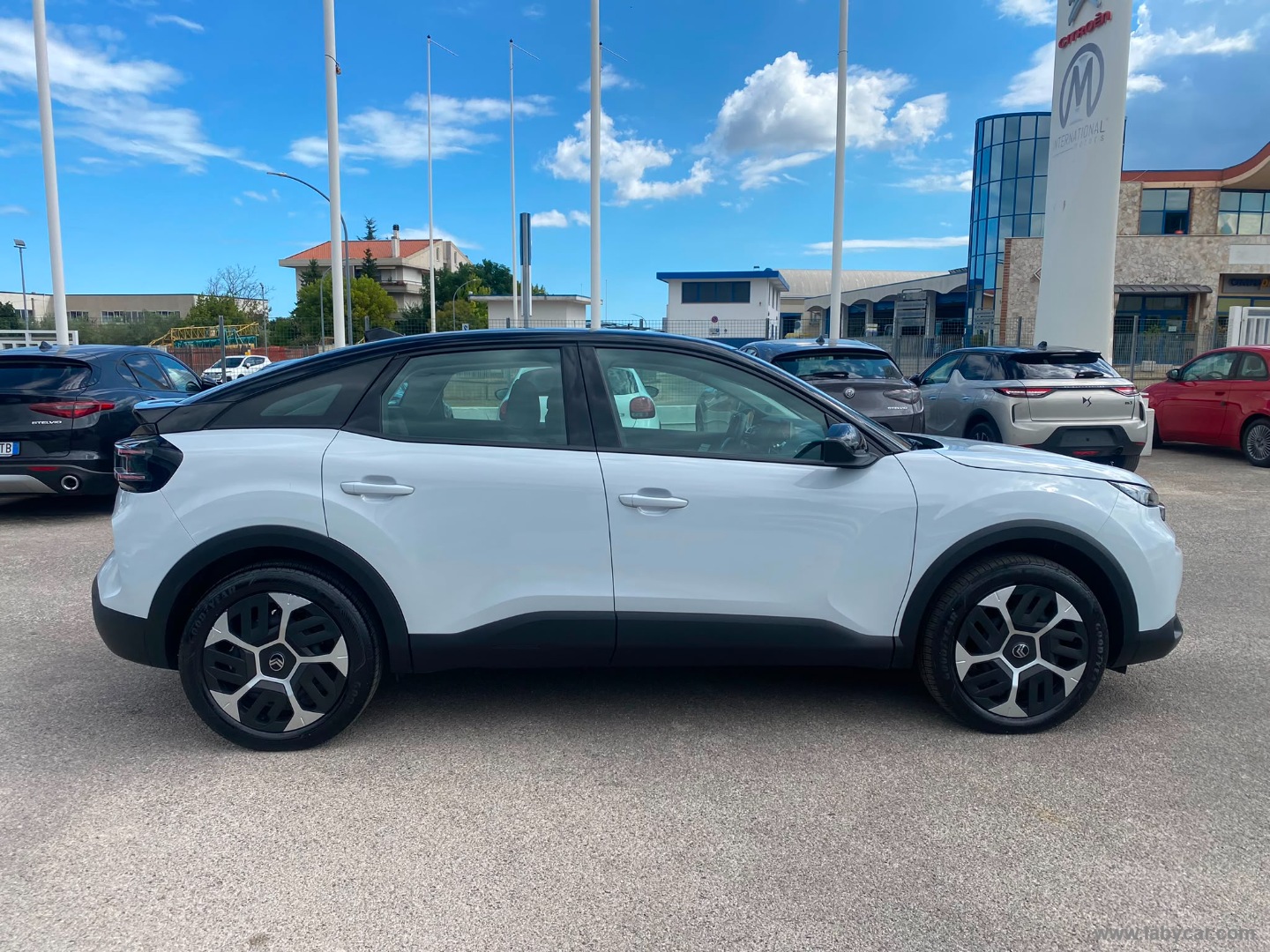 Citroën C4 Hybrid 145 e-DCS6 Plus - Immagine 4