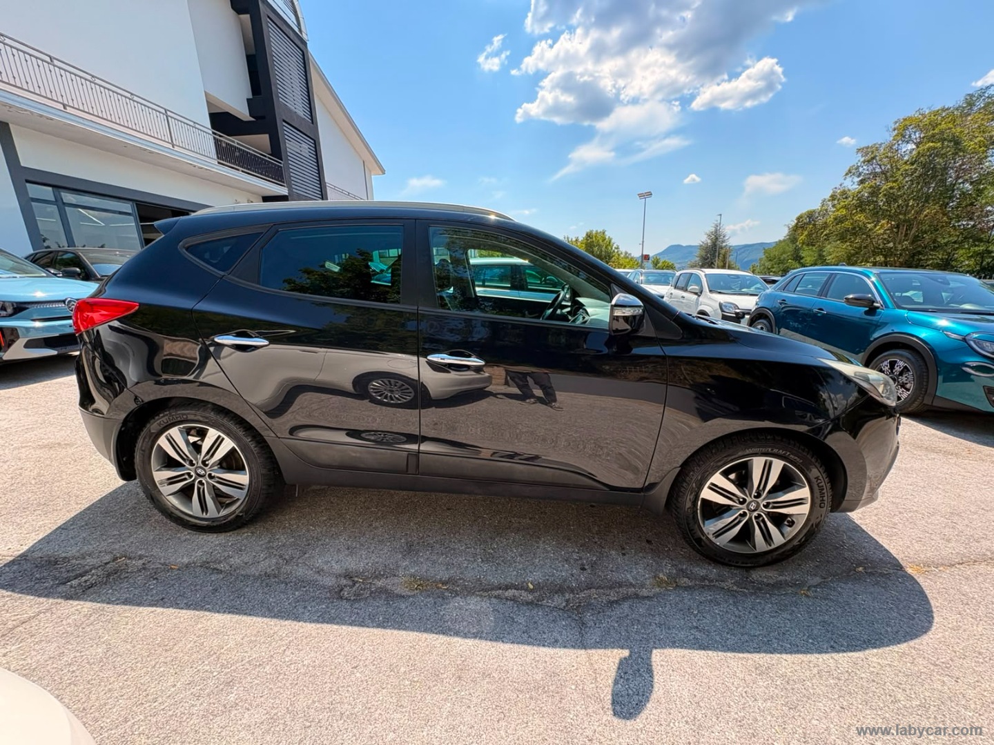 Hyundai ix35 2.0 CRDi 184CV 4WD Xpossible A/T - Immagine 4