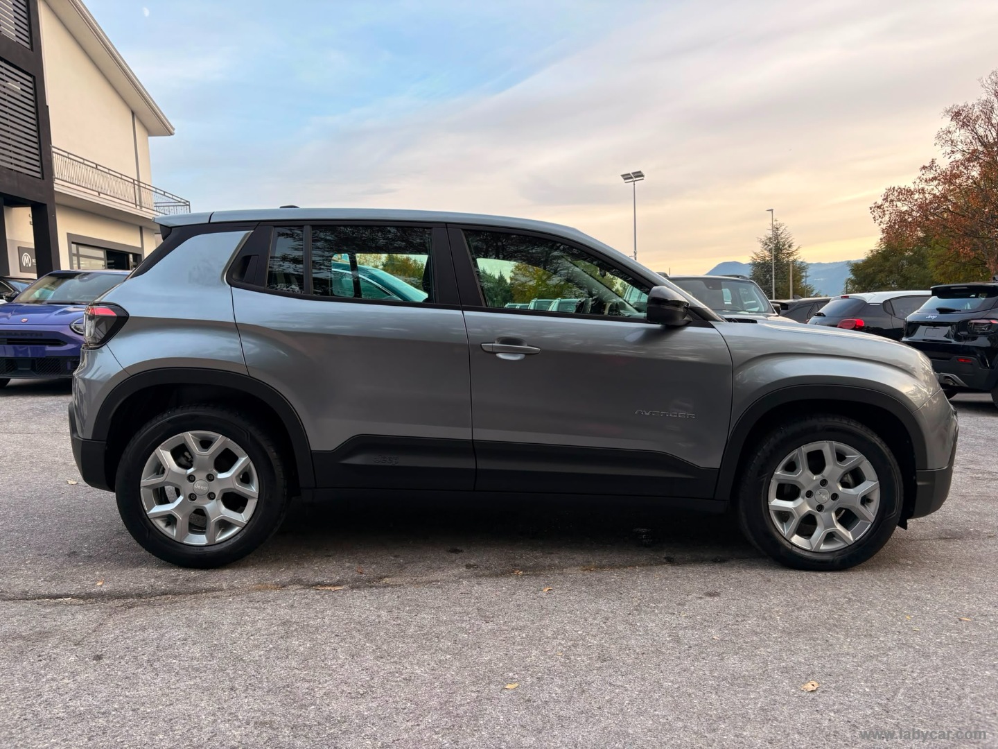 Jeep Avenger 1.2 Turbo Altitude - Immagine 4