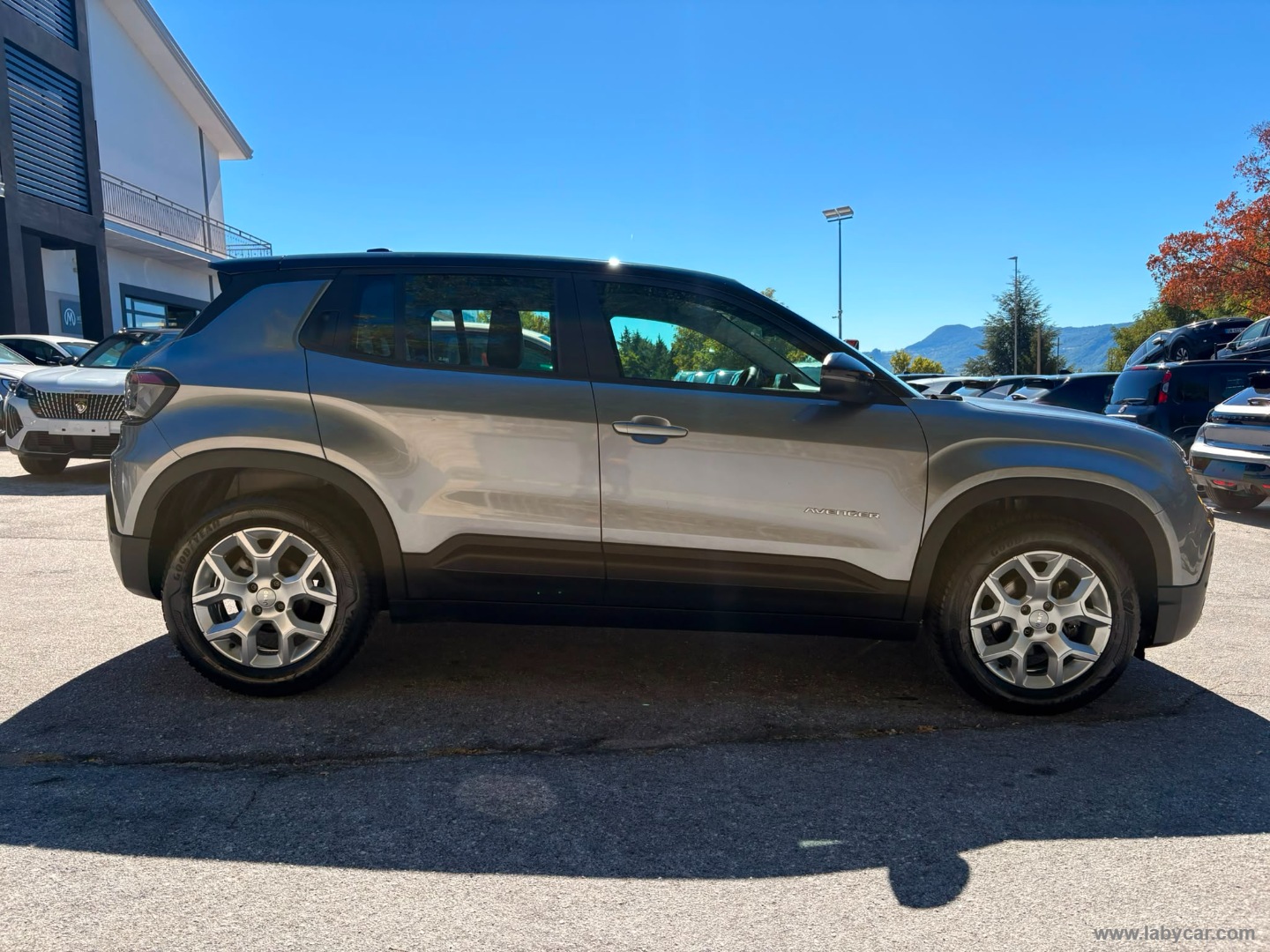 Jeep Avenger 1.2 Turbo Altitude - Immagine 4