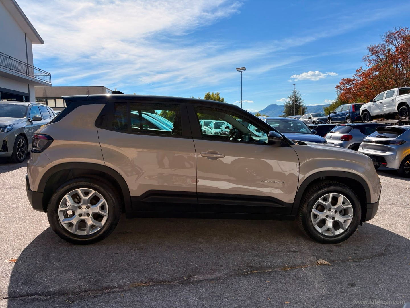 Jeep Avenger 1.2 Turbo Altitude - Immagine 4