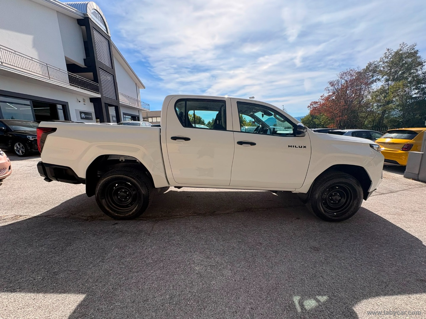 Toyota Hilux 2.8 D-4D 48V A/T 4WD DC Hilux - Immagine 4