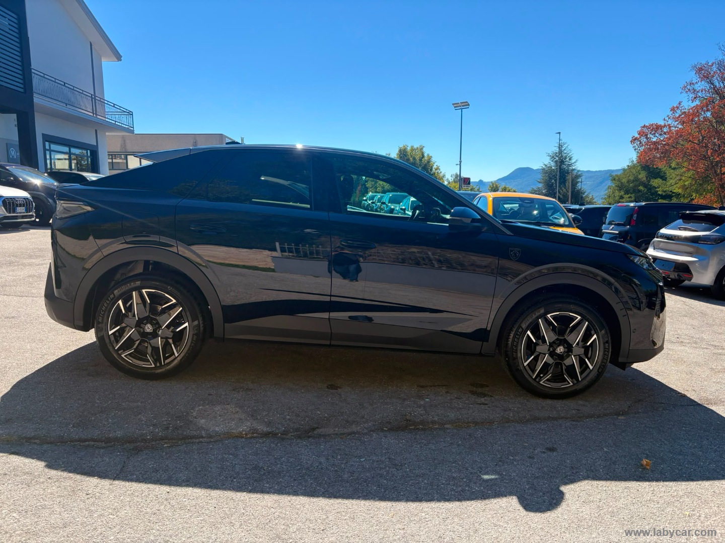 Peugeot 3008 Hybrid 145 e-DCS6 GT - Immagine 4