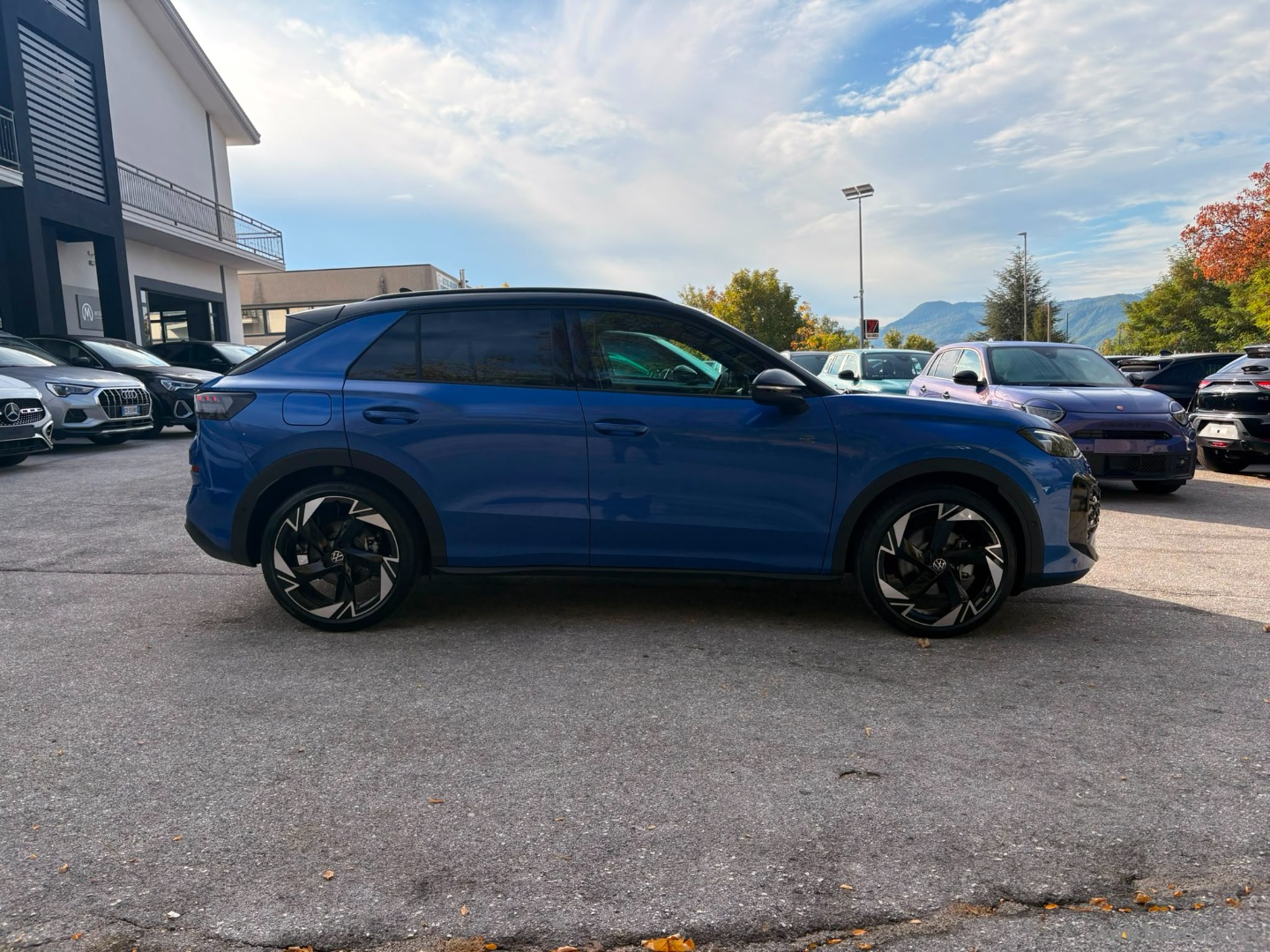 Volkswagen T-Roc 1.5 eTSI ACT 150 CV DSG R-Line - Immagine 4