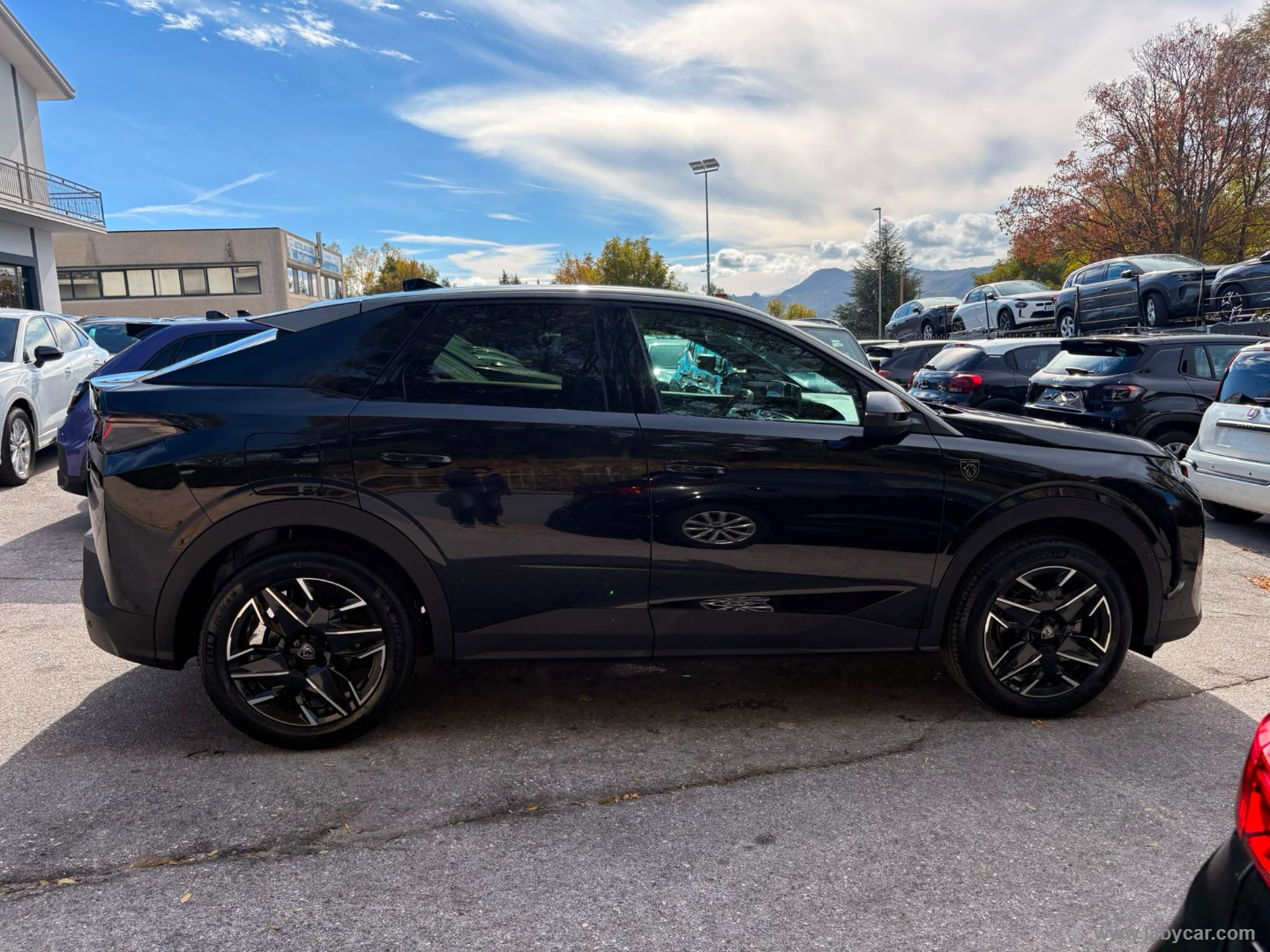 Peugeot 3008 Hybrid 145 e-DCS6 GT - Immagine 4