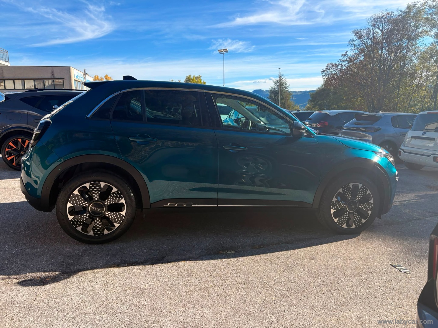 Fiat 600 Hybrid 110 CV DCT MHEV La Prima - Immagine 4