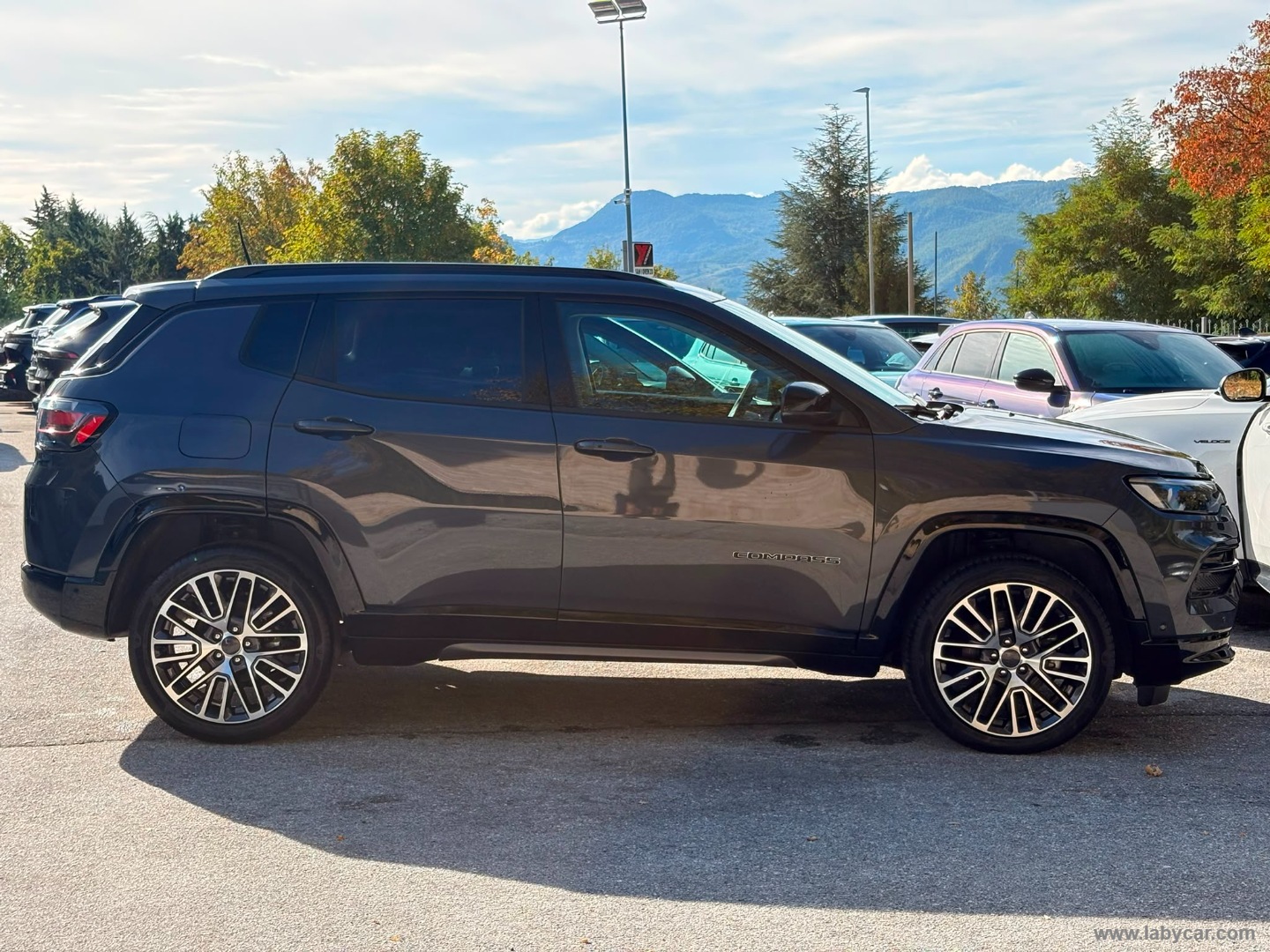Jeep Compass 1.5 T4 130CV MHEV 2WD Summit - Immagine 4
