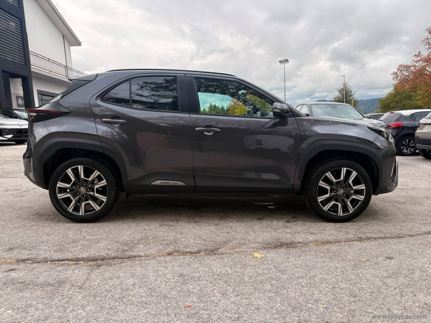 Toyota Yaris Cross 1.5 Hybrid 5p. E-CVT Lounge - Immagine 4