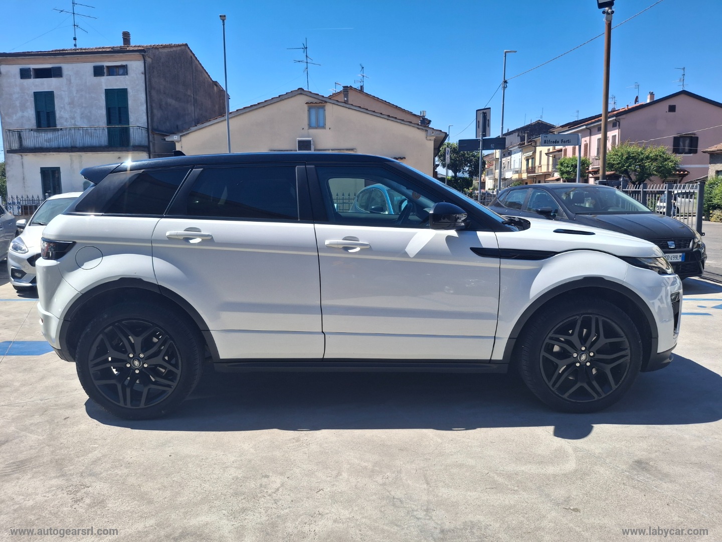 RR Evoque 2.0 TD4 HSE 180CV - immagine 4