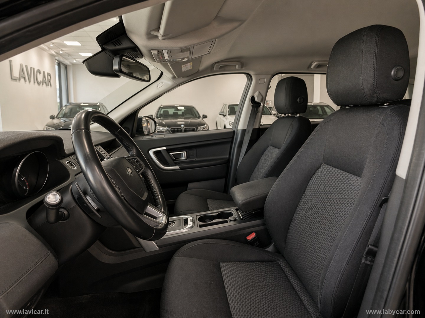 Discovery Sport 2.0 TD4 150 Bus.Pr. SE - immagine 4