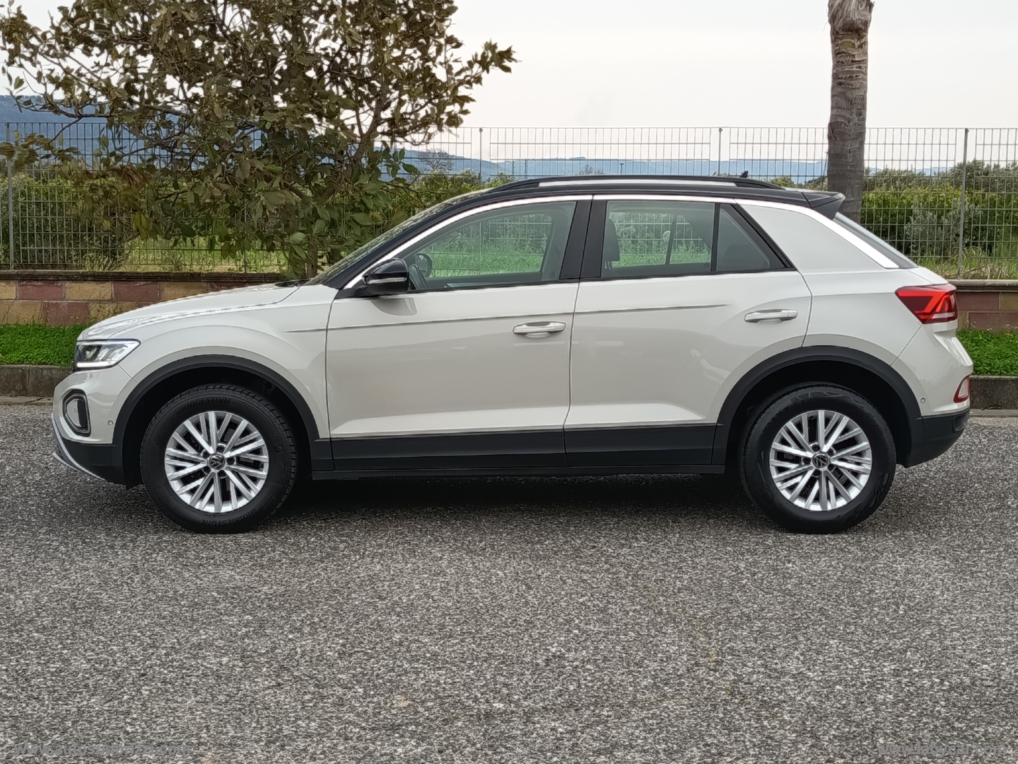 T-Roc 1.0 TSI Life BICOLORE - immagine 4