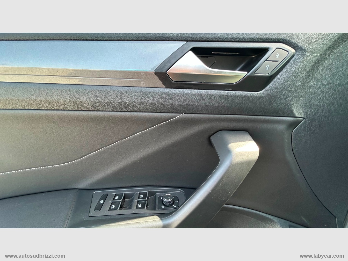 T-Roc 2.0 TDI 116 CV SCR Style - immagine 4