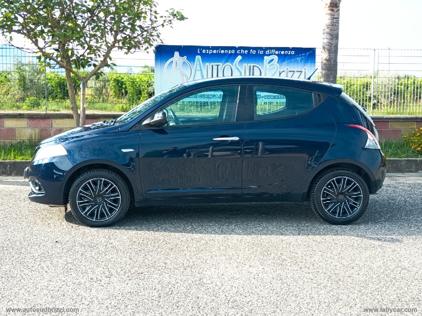 Ypsilon 1.2 69 CV 5p. S&S Gold - immagine 4