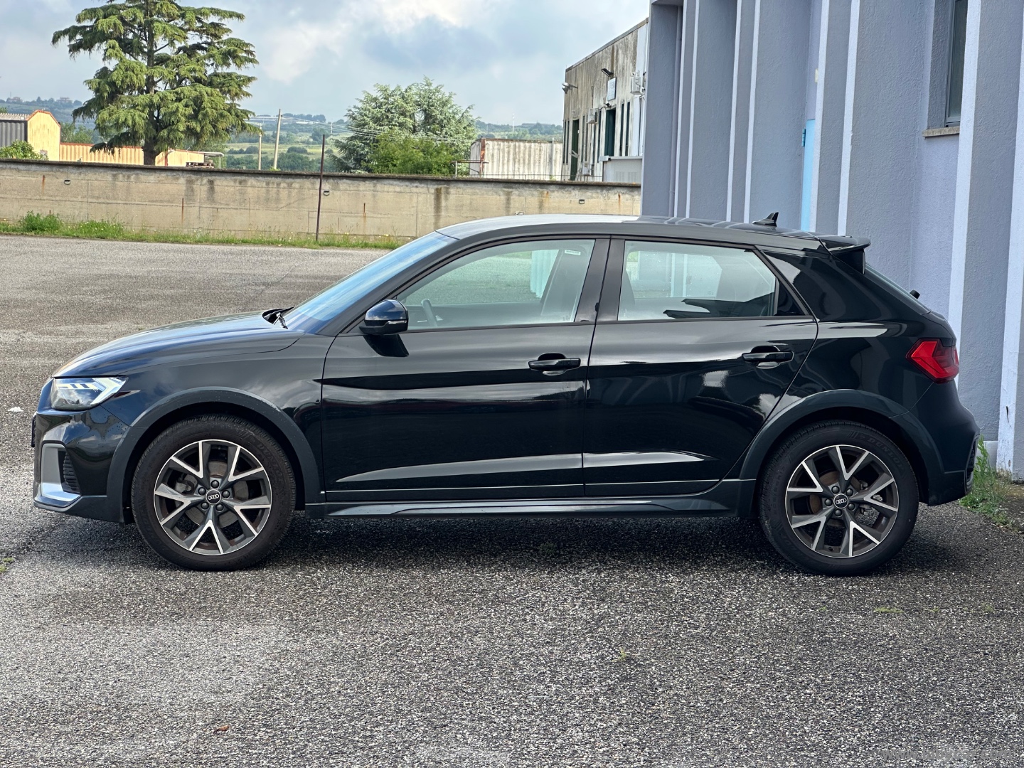 A1 allstreet 30 TFSI S tronic Admired - immagine 4
